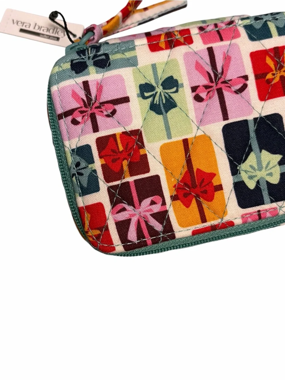 Vera Bradley Gifts Aplenty 7 Day Travel Pill Case